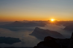 S_Pilatus_Sonnenaufgang_800